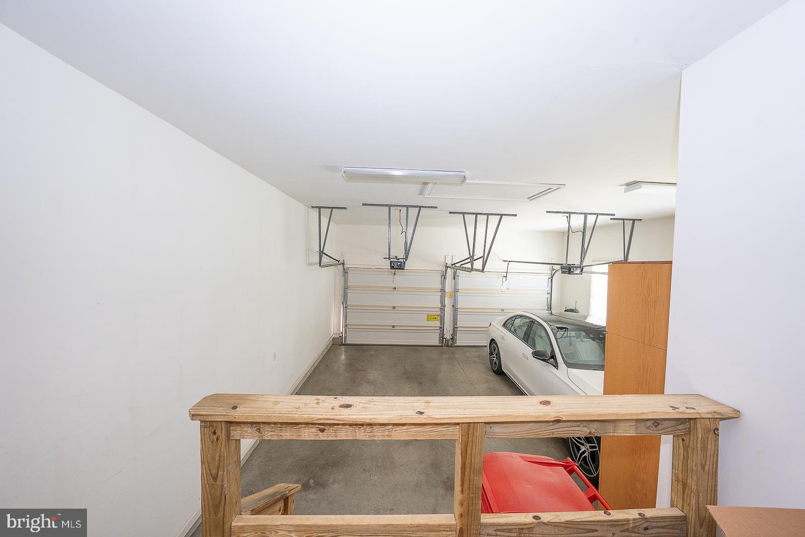 337 APPLEBROOK DRIVE