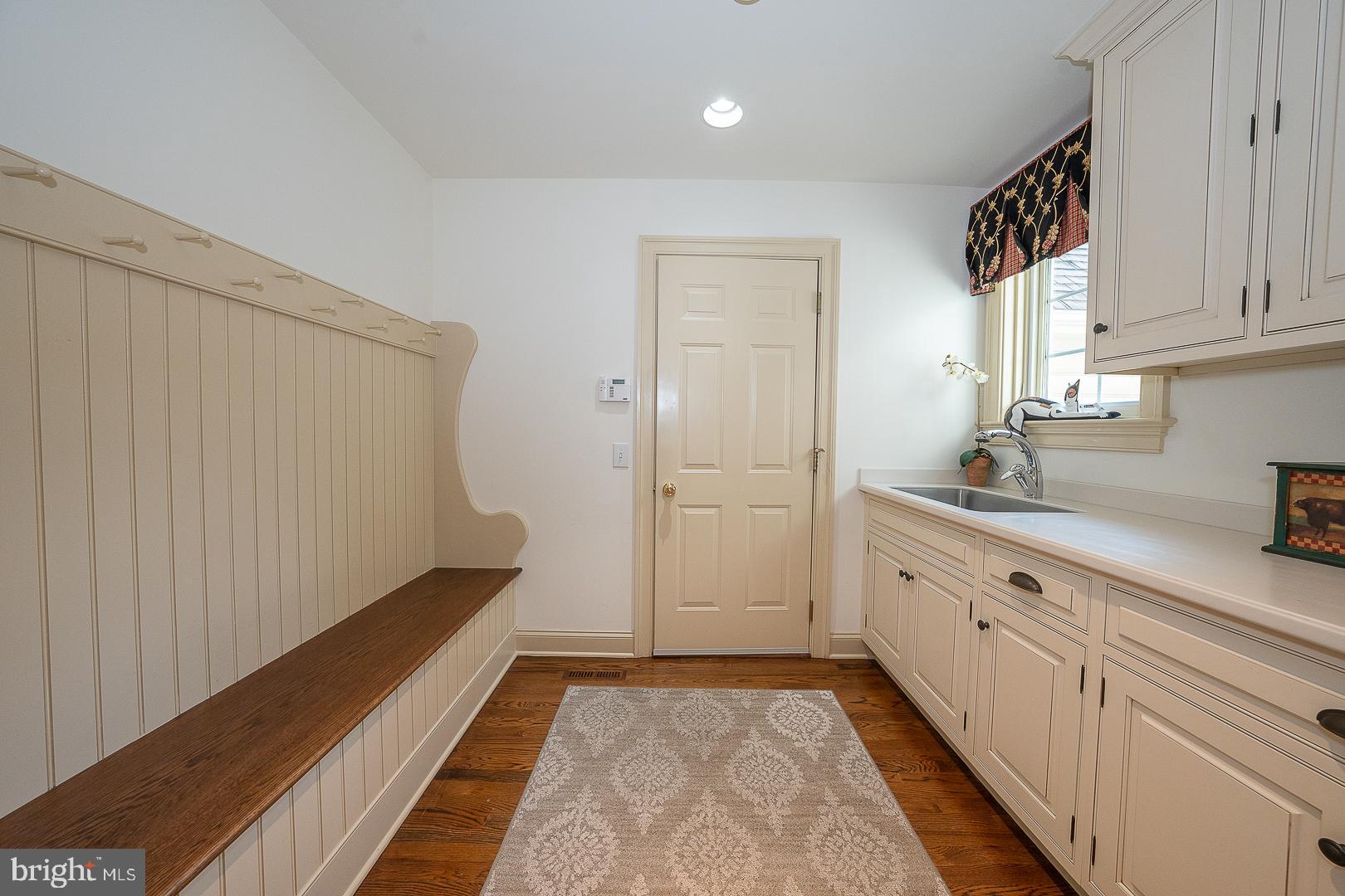 337 APPLEBROOK DRIVE