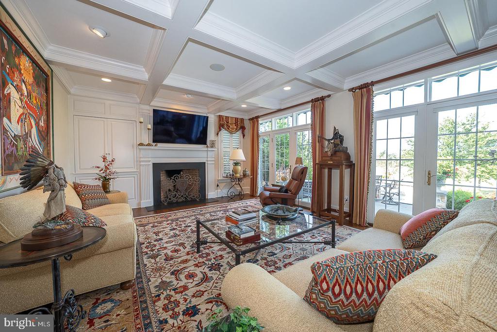 337 APPLEBROOK DRIVE