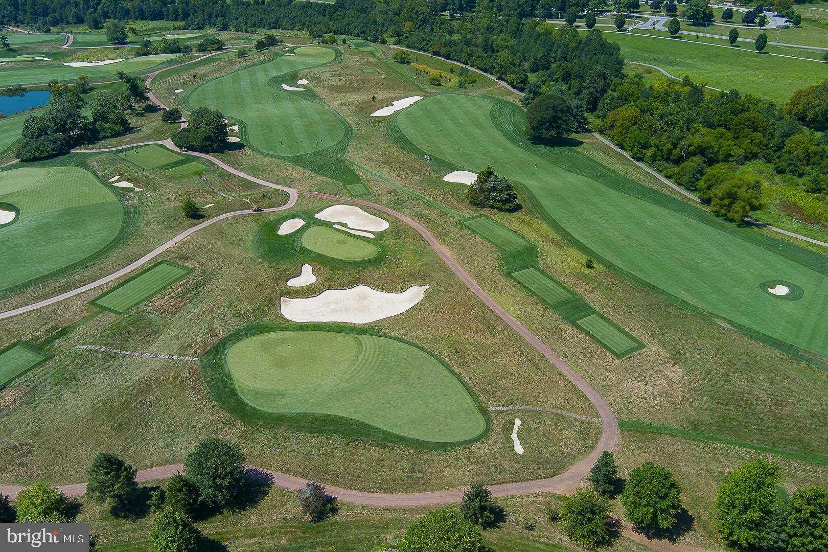 337 APPLEBROOK DRIVE