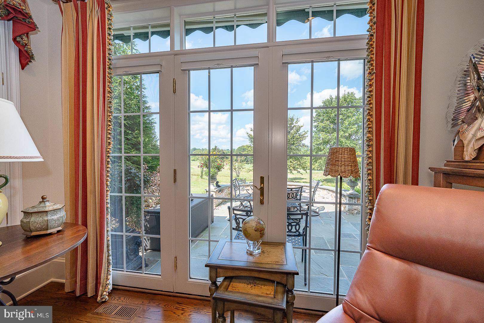 337 APPLEBROOK DRIVE