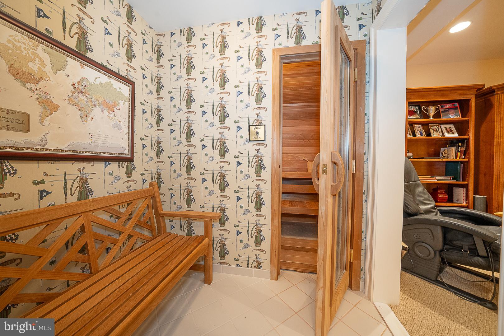 337 APPLEBROOK DRIVE