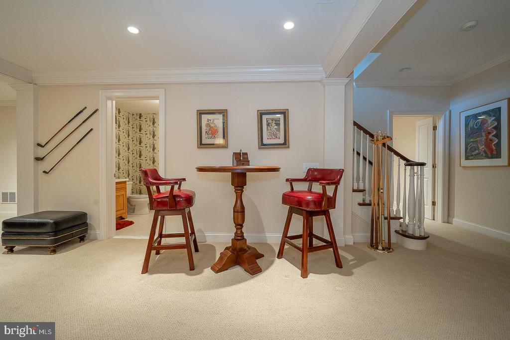 337 APPLEBROOK DRIVE