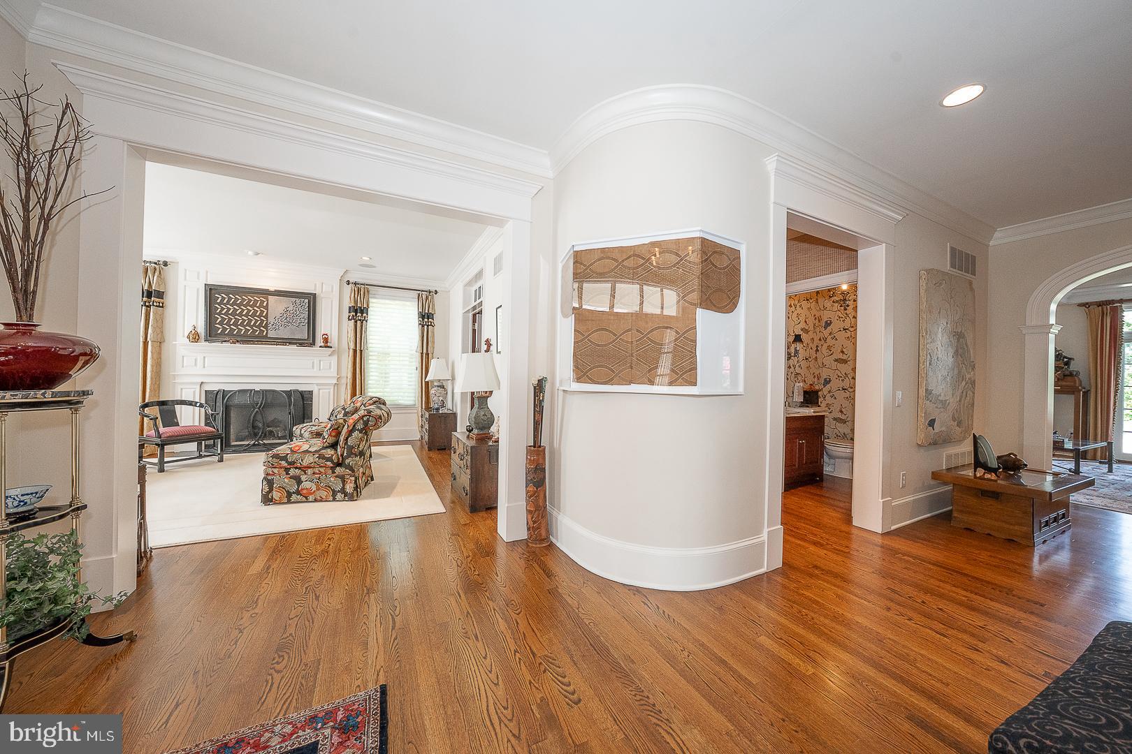 337 APPLEBROOK DRIVE