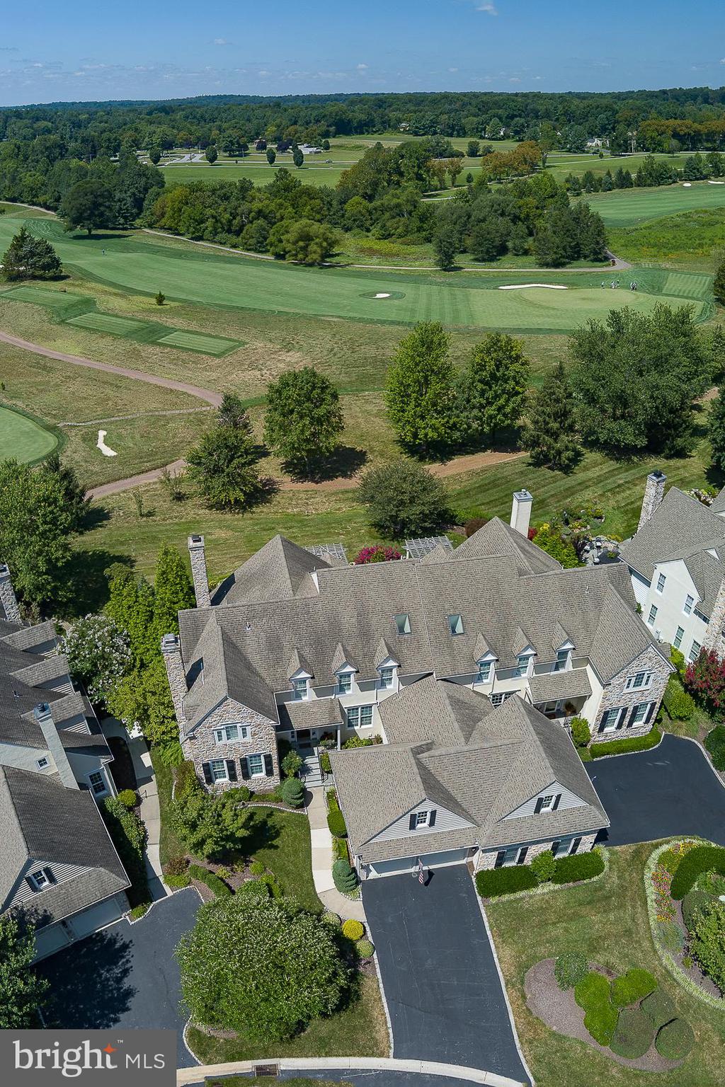 337 APPLEBROOK DRIVE