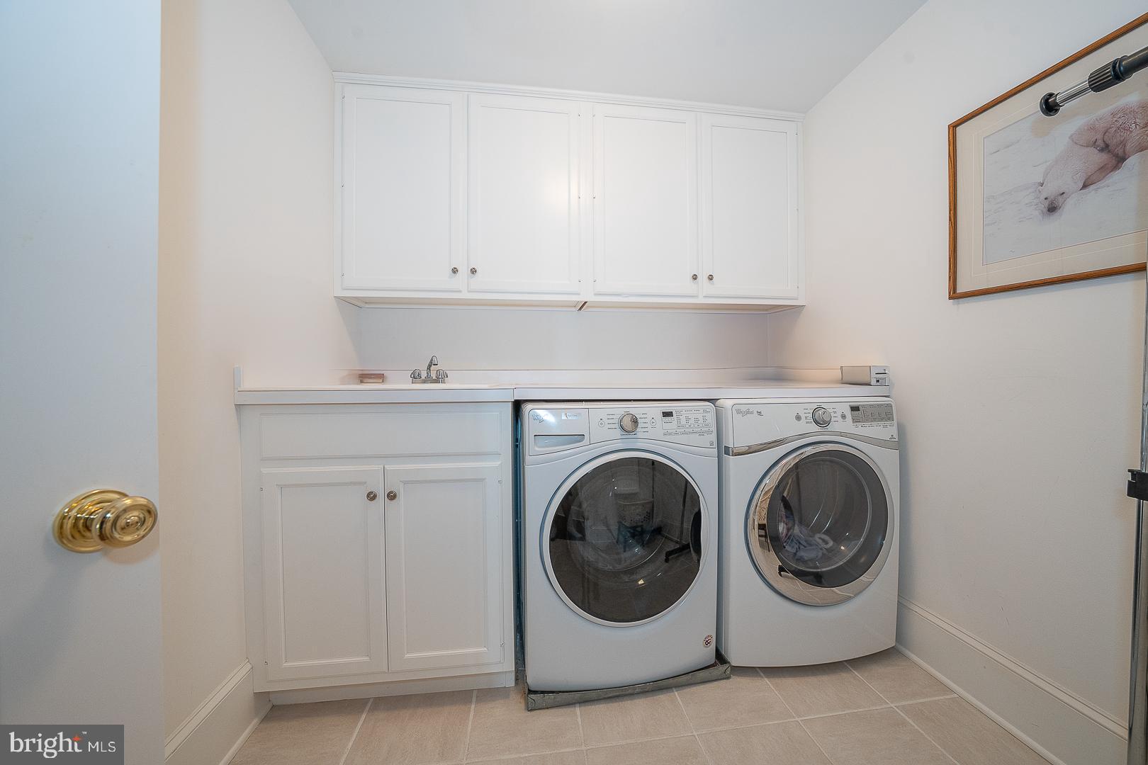 337 APPLEBROOK DRIVE