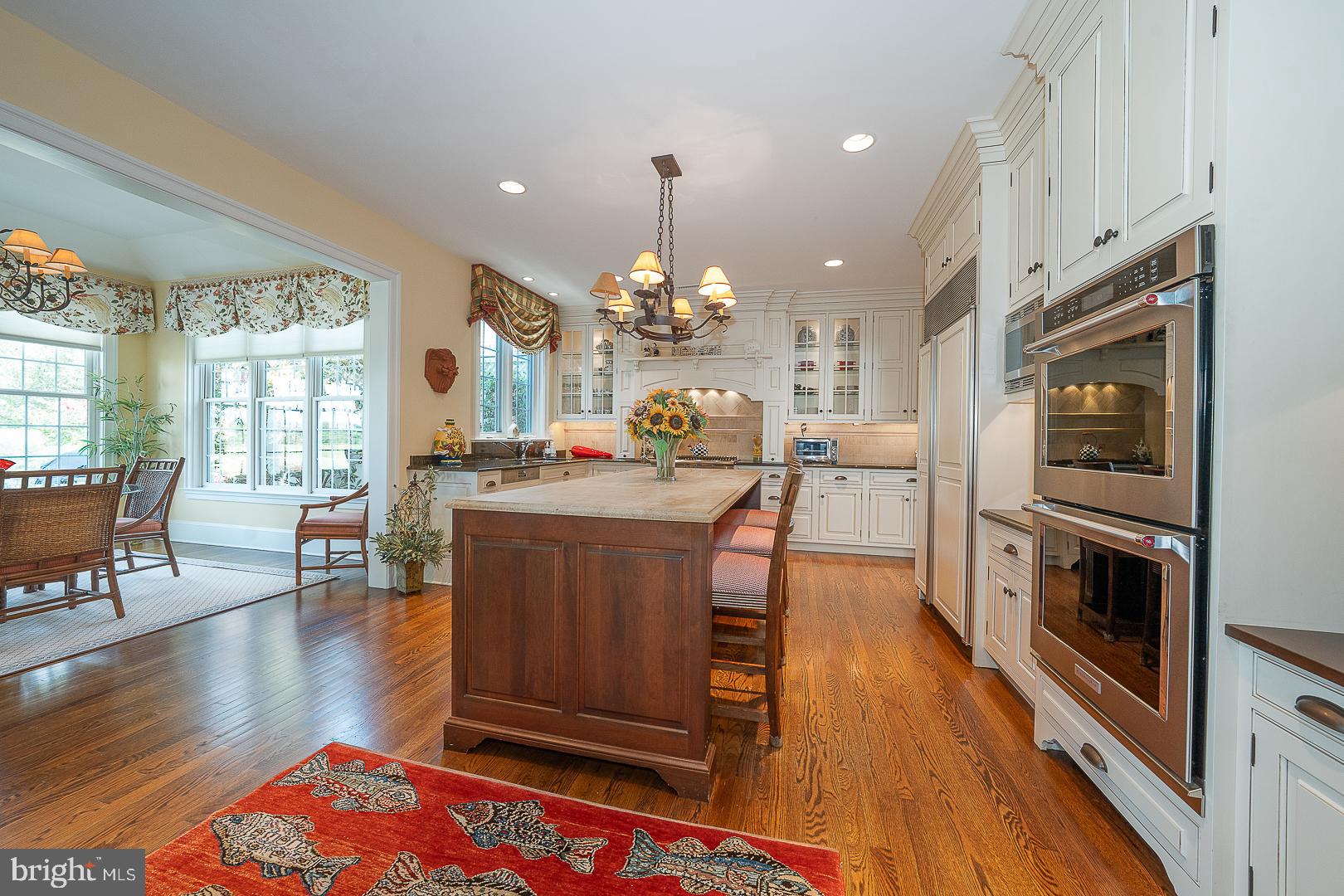 337 APPLEBROOK DRIVE