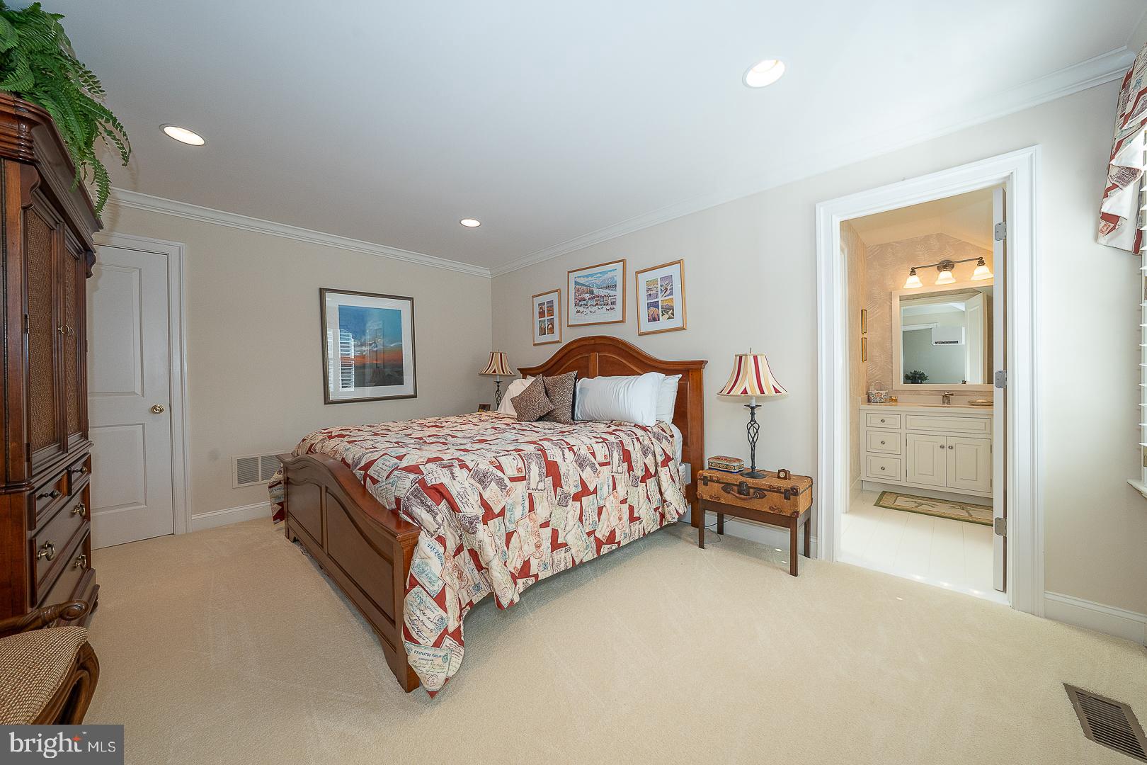 337 APPLEBROOK DRIVE