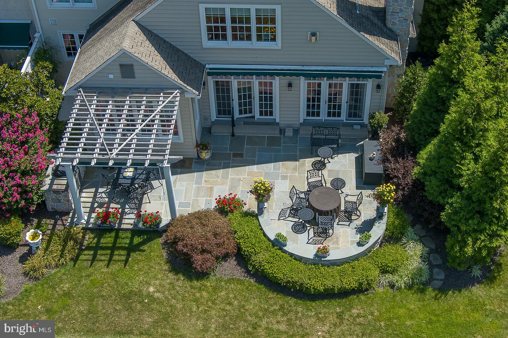 337 APPLEBROOK DRIVE