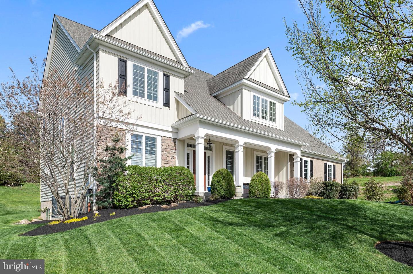9 HADLEY LANE