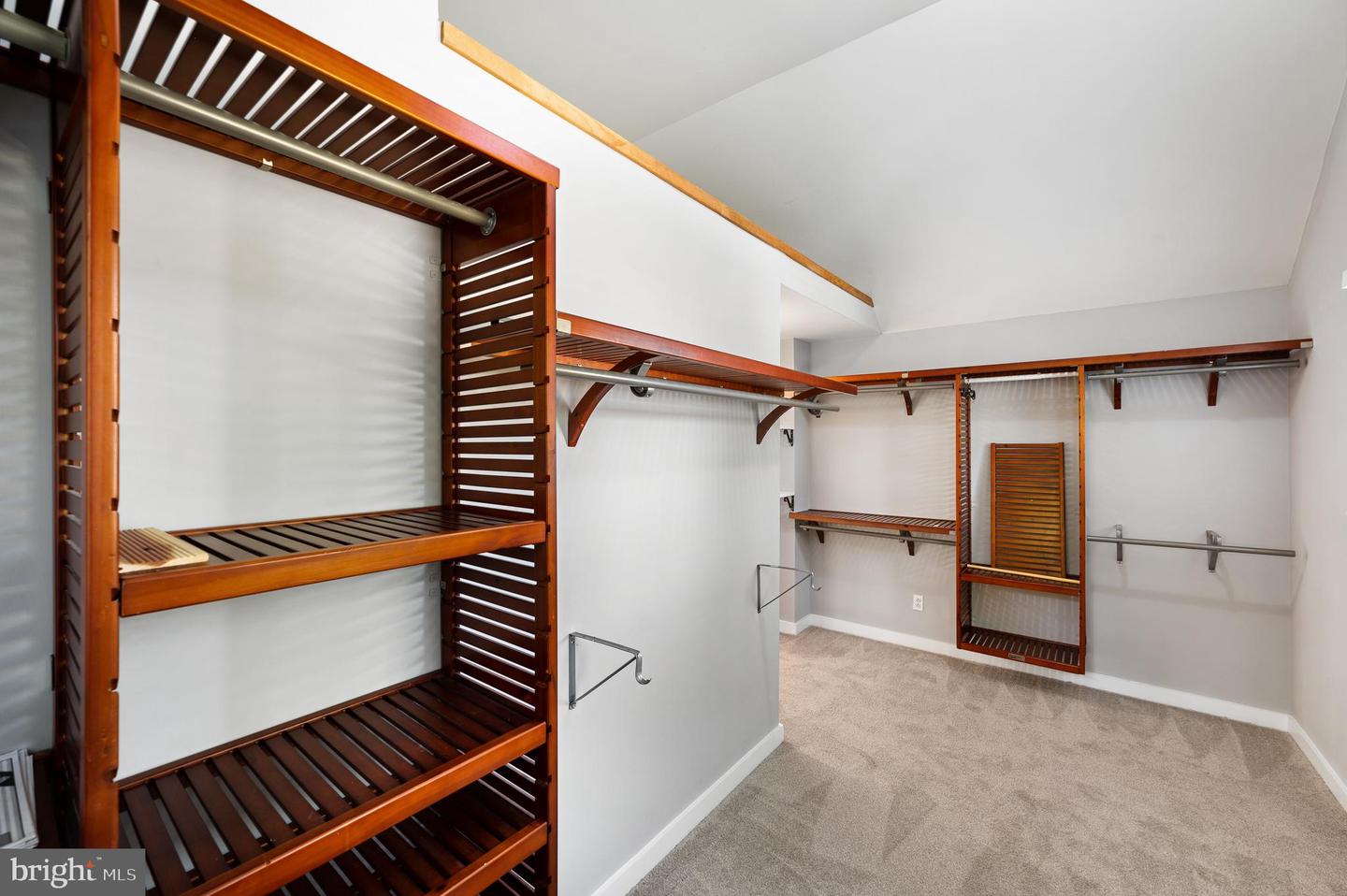 18 ALDWYN LANE