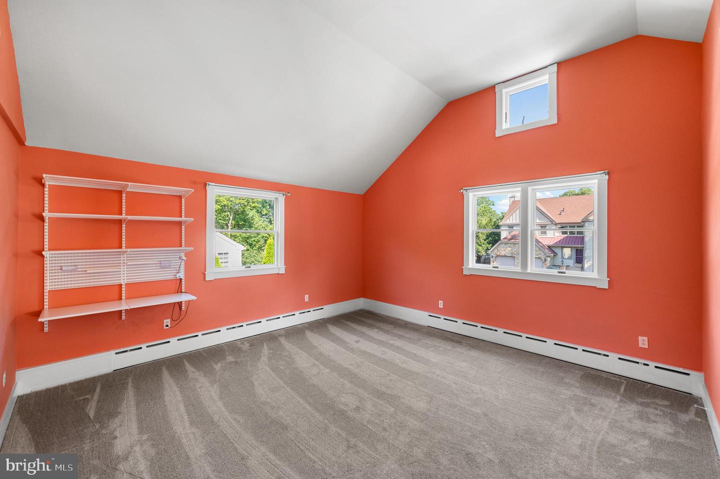 18 ALDWYN LANE