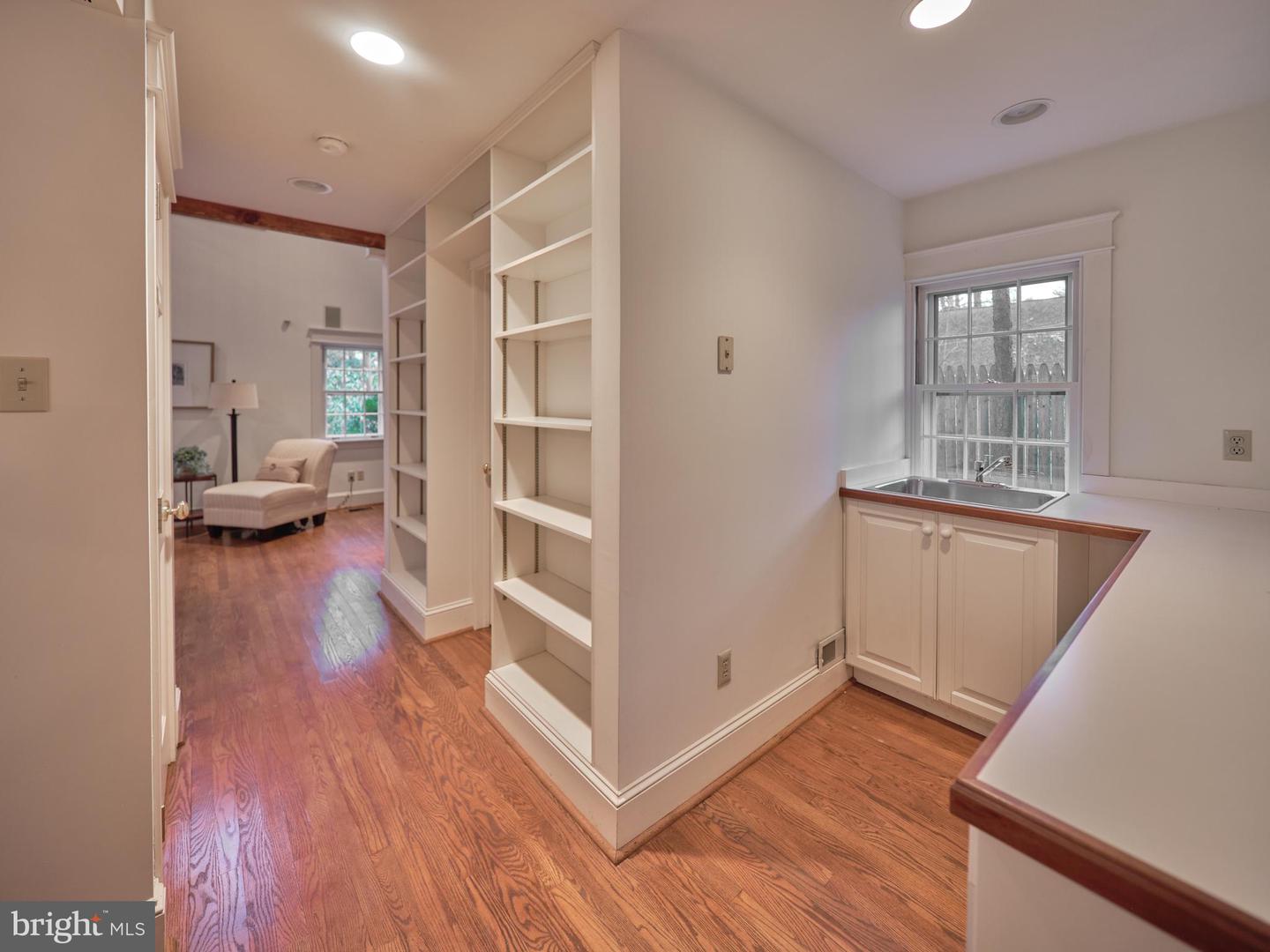 907 EAGLE ROAD
