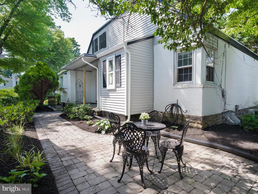 19 Rodney Rd