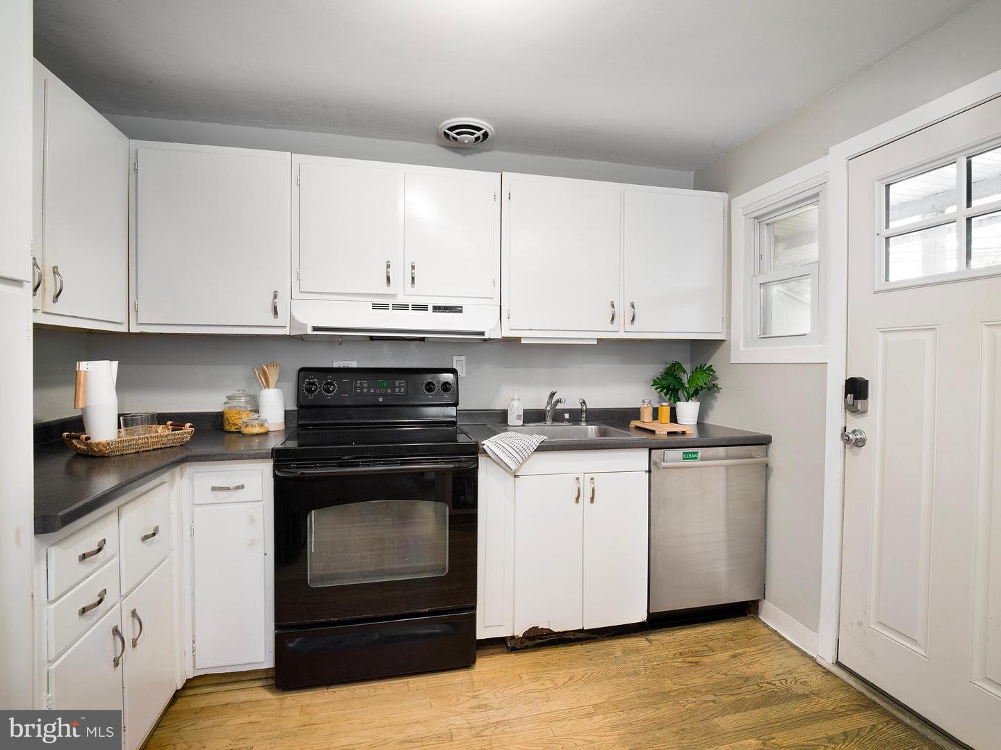 19 Rodney Rd