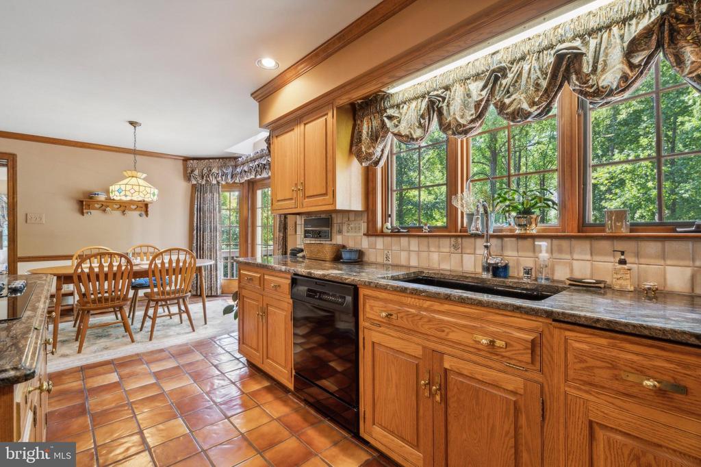 1 Lakeshore Dr