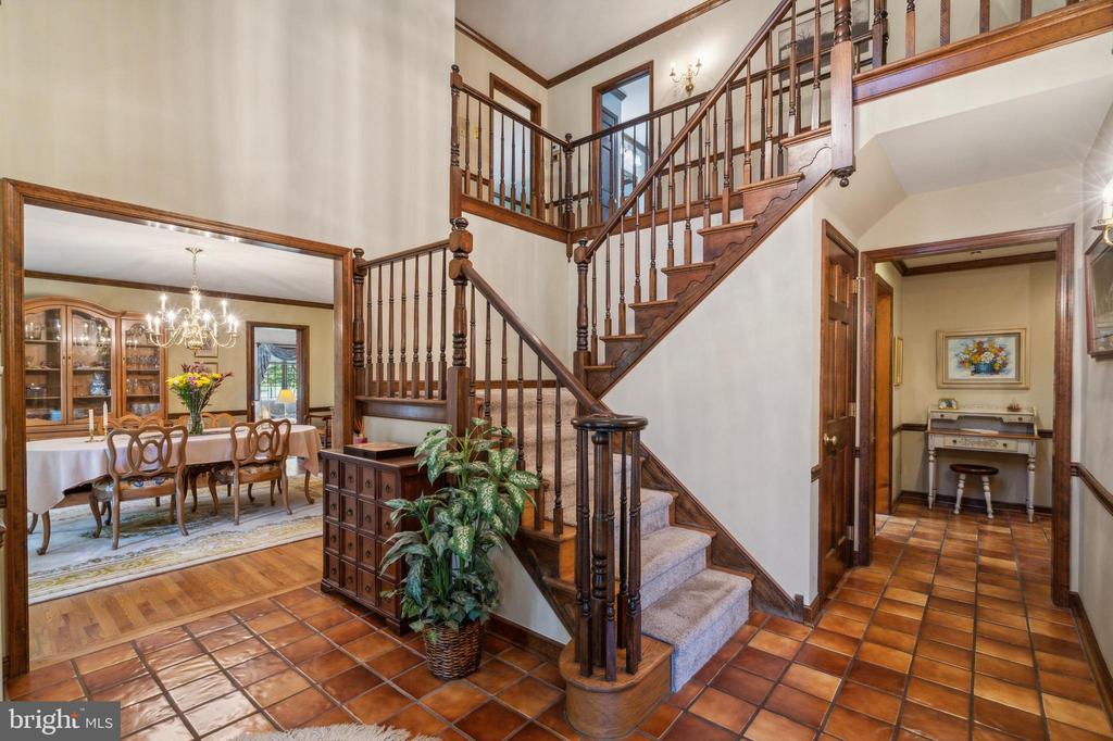 1 Lakeshore Dr