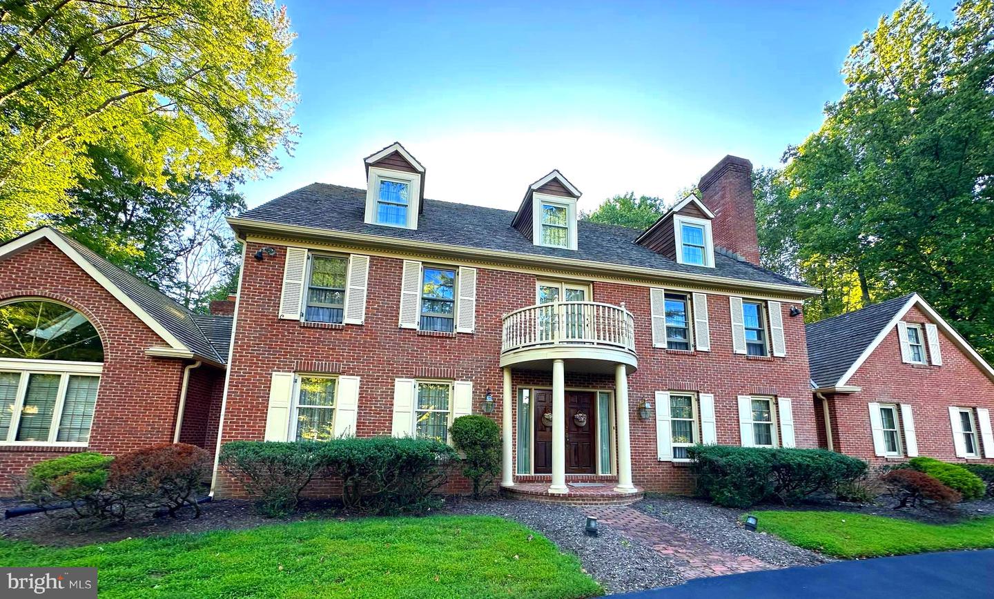1 Lakeshore Dr
