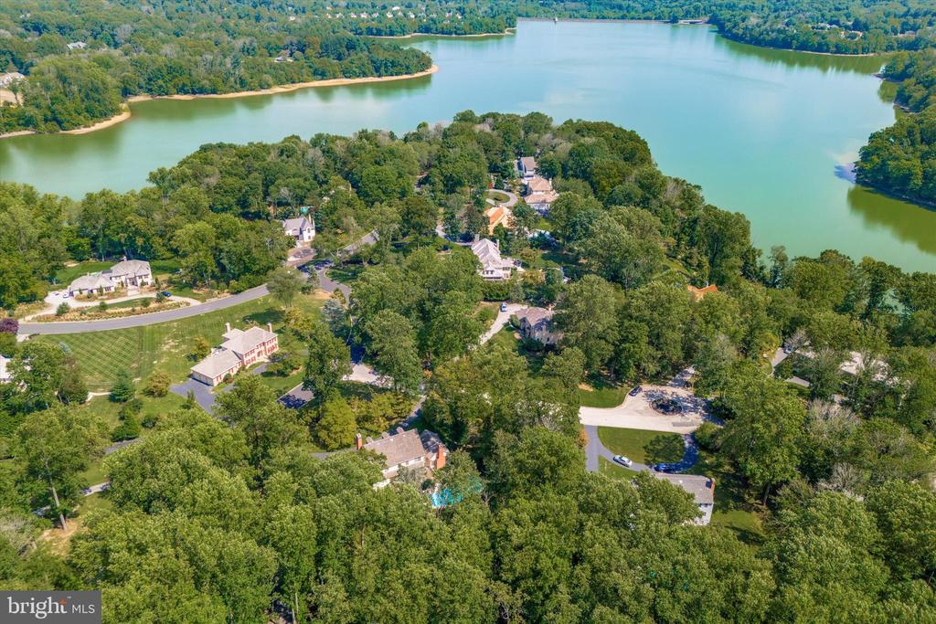 1 Lakeshore Dr