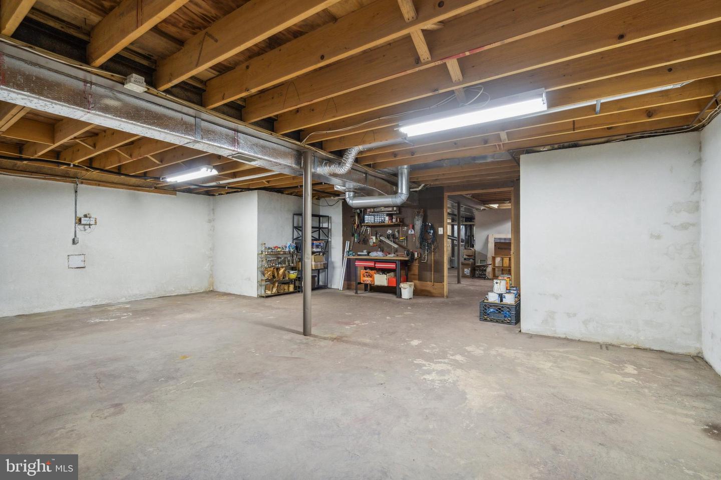 1 Lakeshore Dr