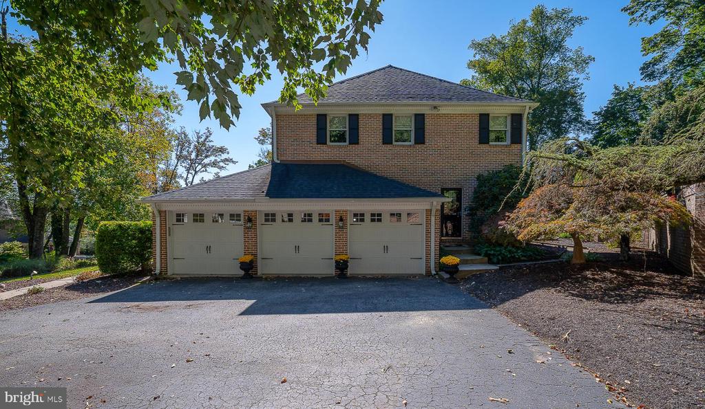 215 CORNELL DRIVE