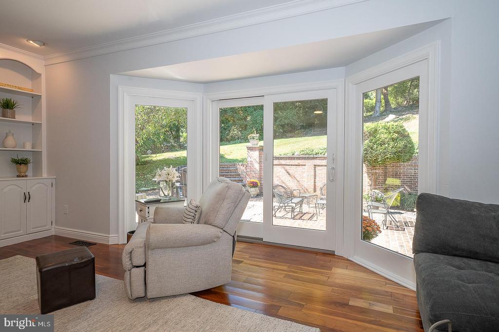 215 CORNELL DRIVE