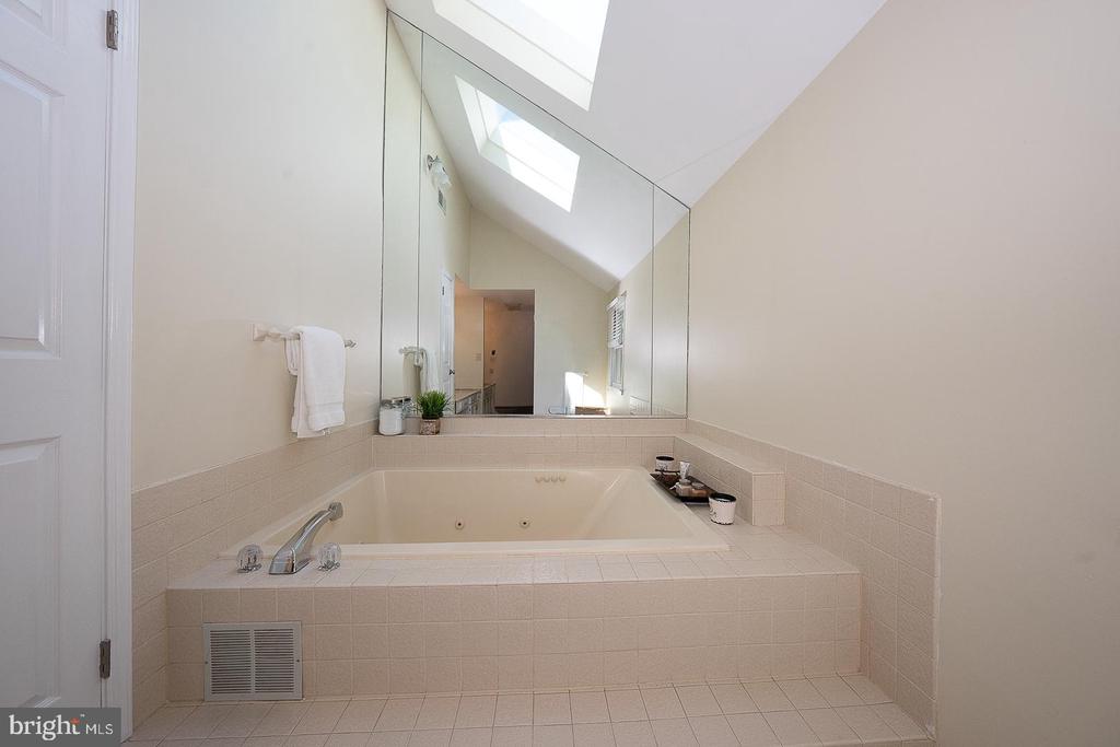 215 CORNELL DRIVE