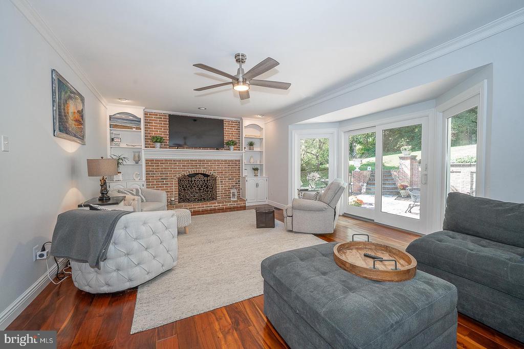215 CORNELL DRIVE