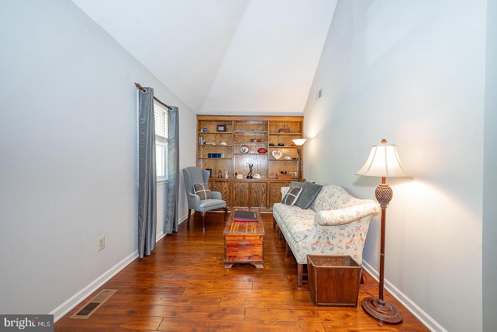 215 CORNELL DRIVE