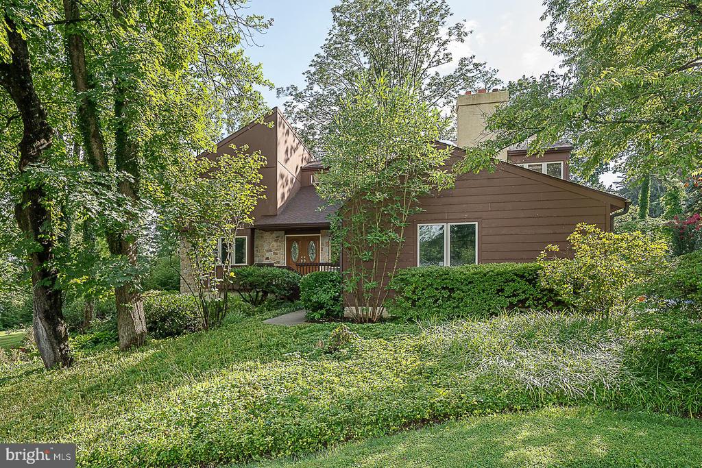 214 CORNELL DRIVE