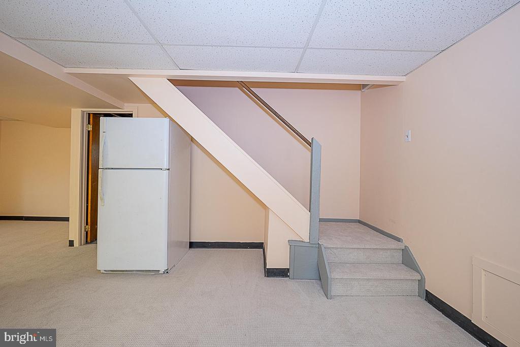 214 CORNELL DRIVE