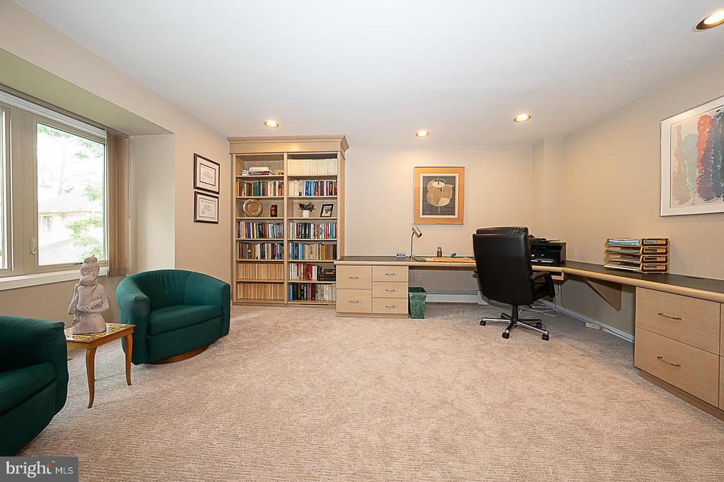 214 CORNELL DRIVE