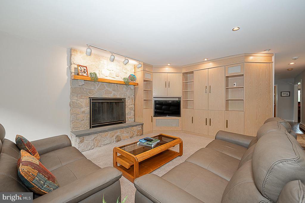 214 CORNELL DRIVE