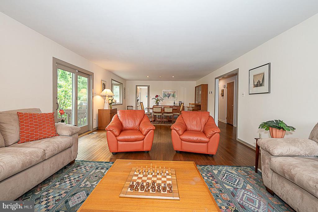 214 CORNELL DRIVE