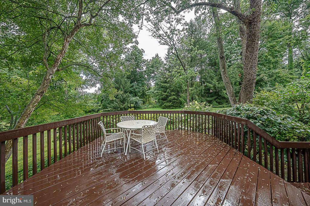 214 CORNELL DRIVE