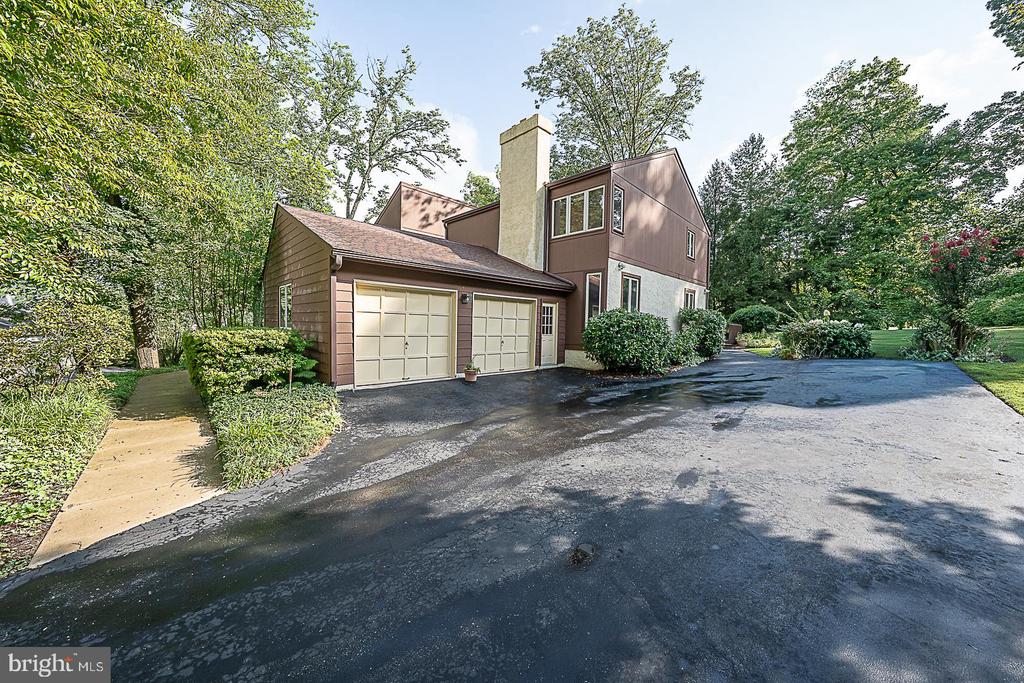 214 CORNELL DRIVE