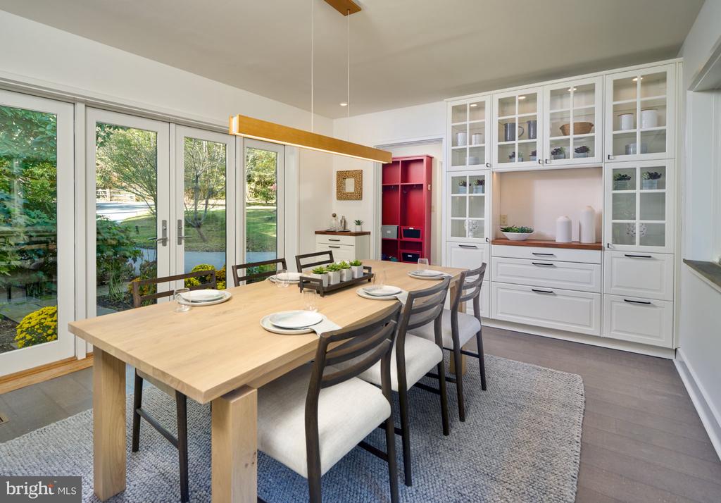 803 MAPLE GLEN ROAD