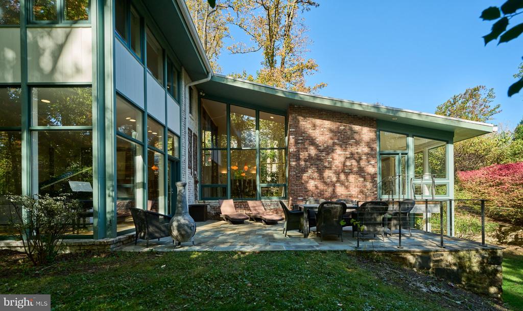 803 MAPLE GLEN ROAD