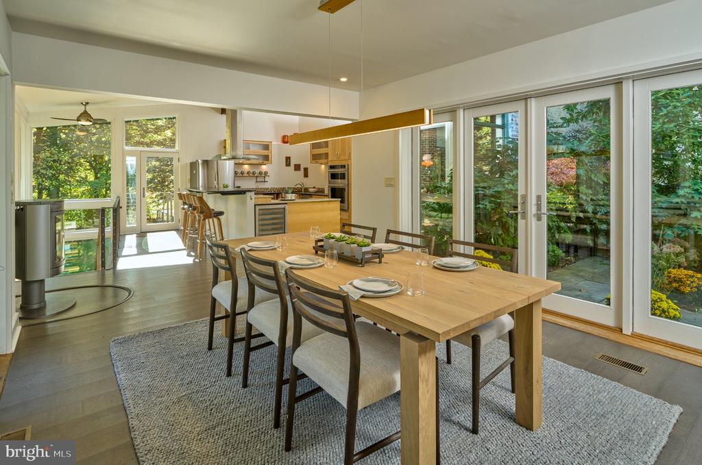 803 MAPLE GLEN ROAD