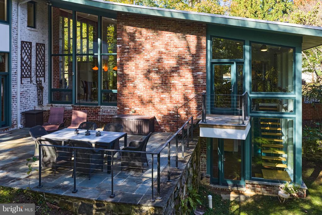 803 MAPLE GLEN ROAD