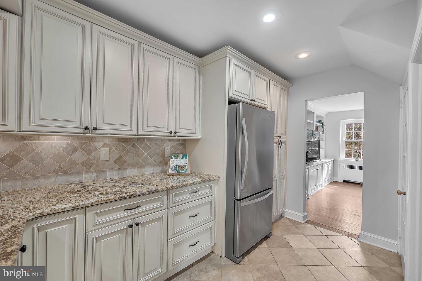 5 W AMHERST ROAD
