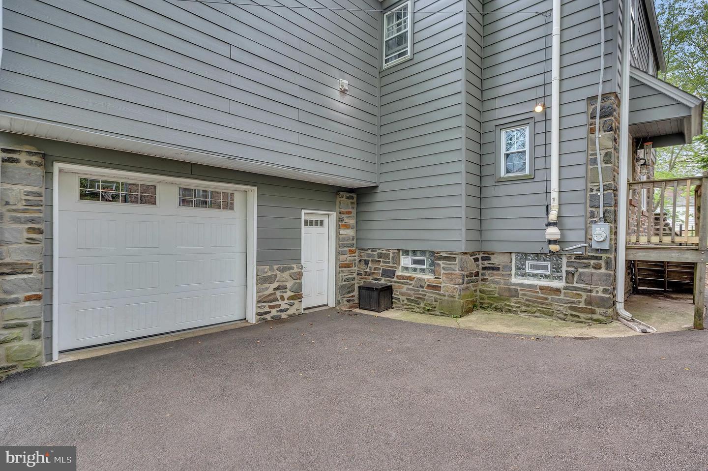 5 W AMHERST ROAD