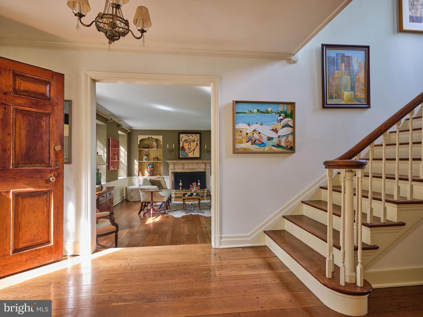933 OLD GULPH ROAD