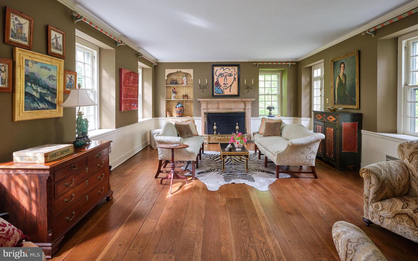 933 OLD GULPH ROAD