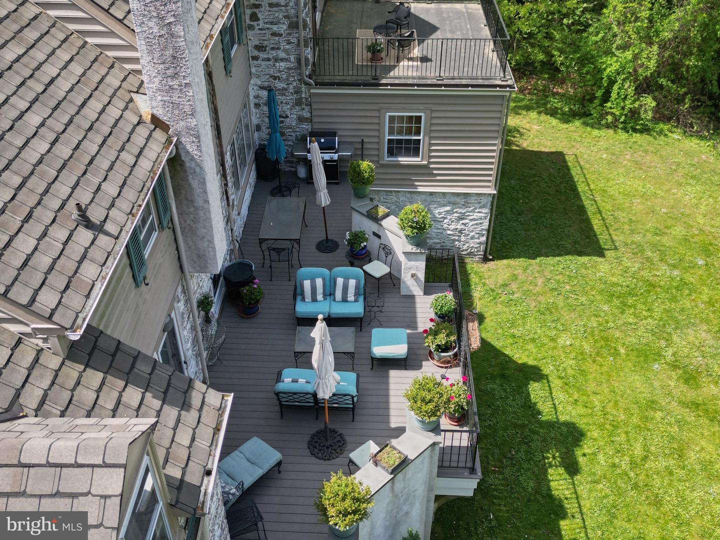933 OLD GULPH ROAD