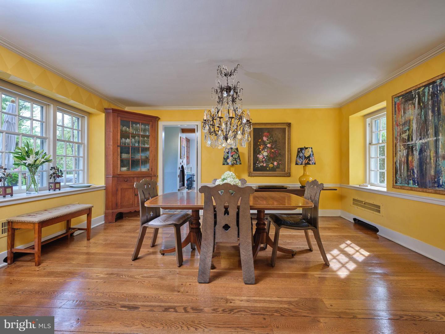 933 OLD GULPH ROAD