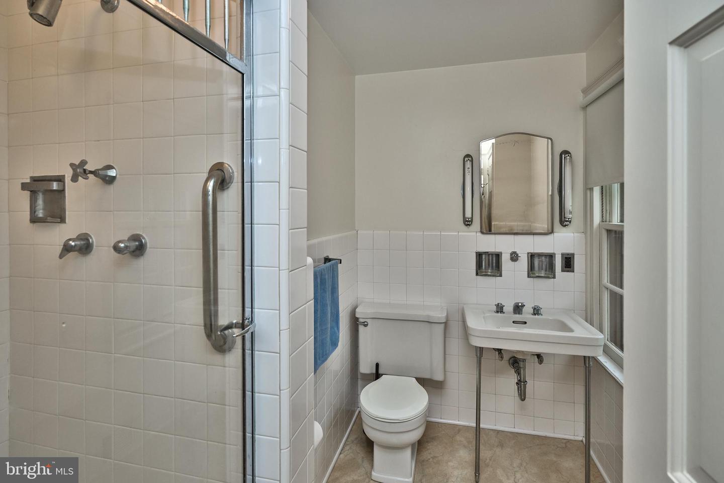 440 Colebrook Ln