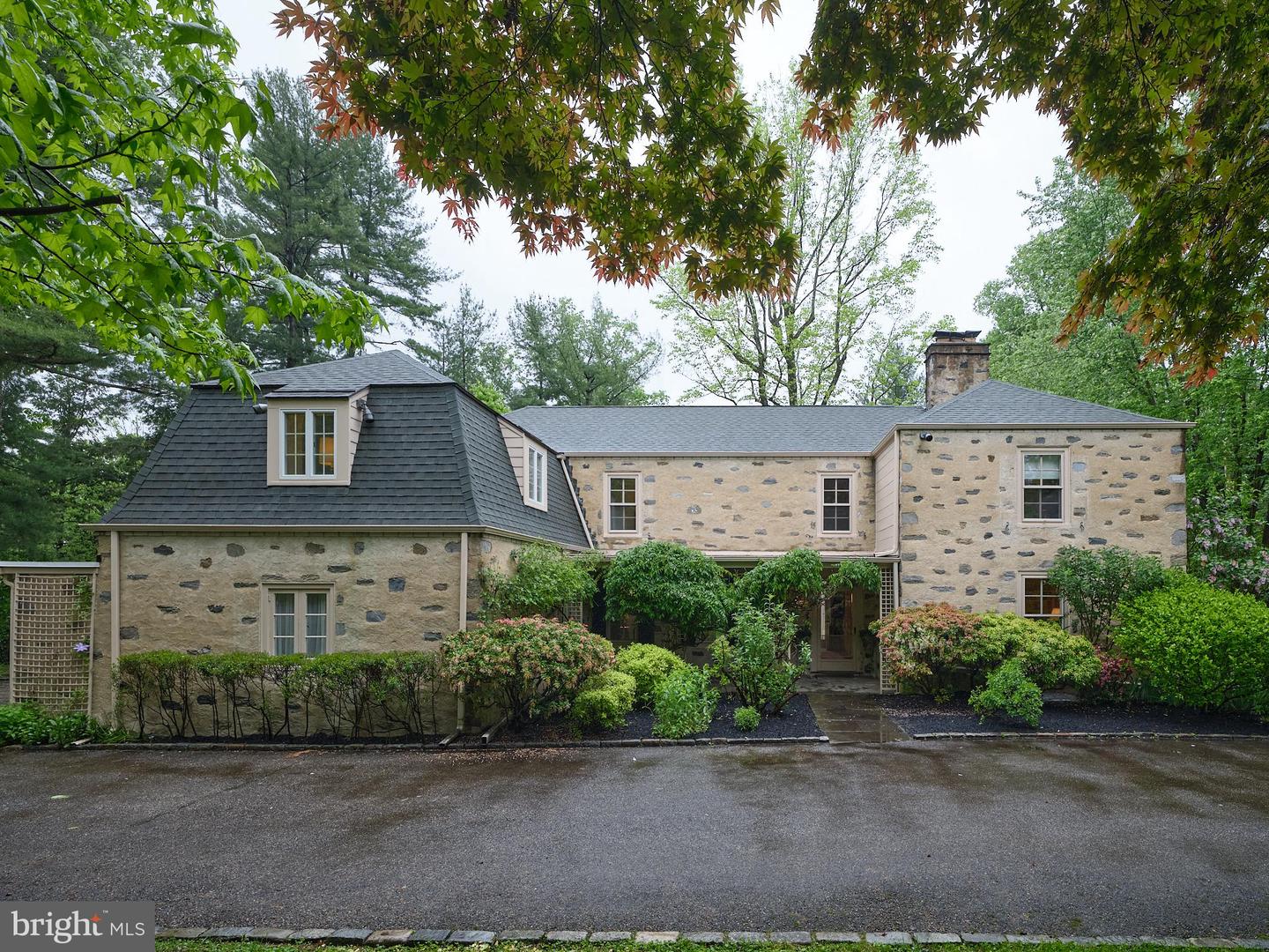 440 Colebrook Ln