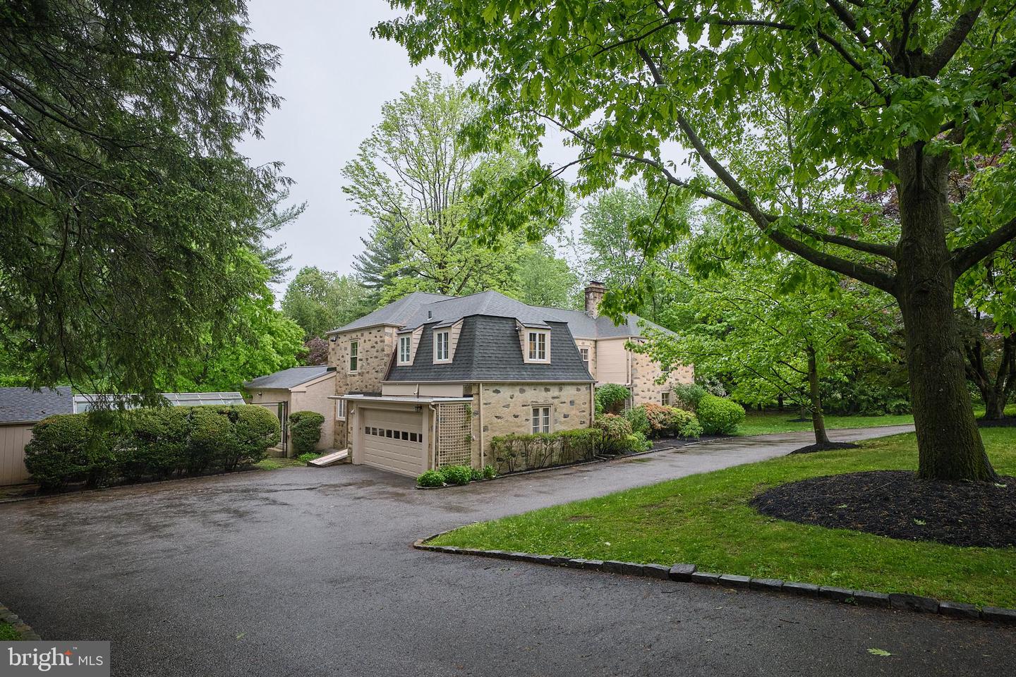 440 Colebrook Ln