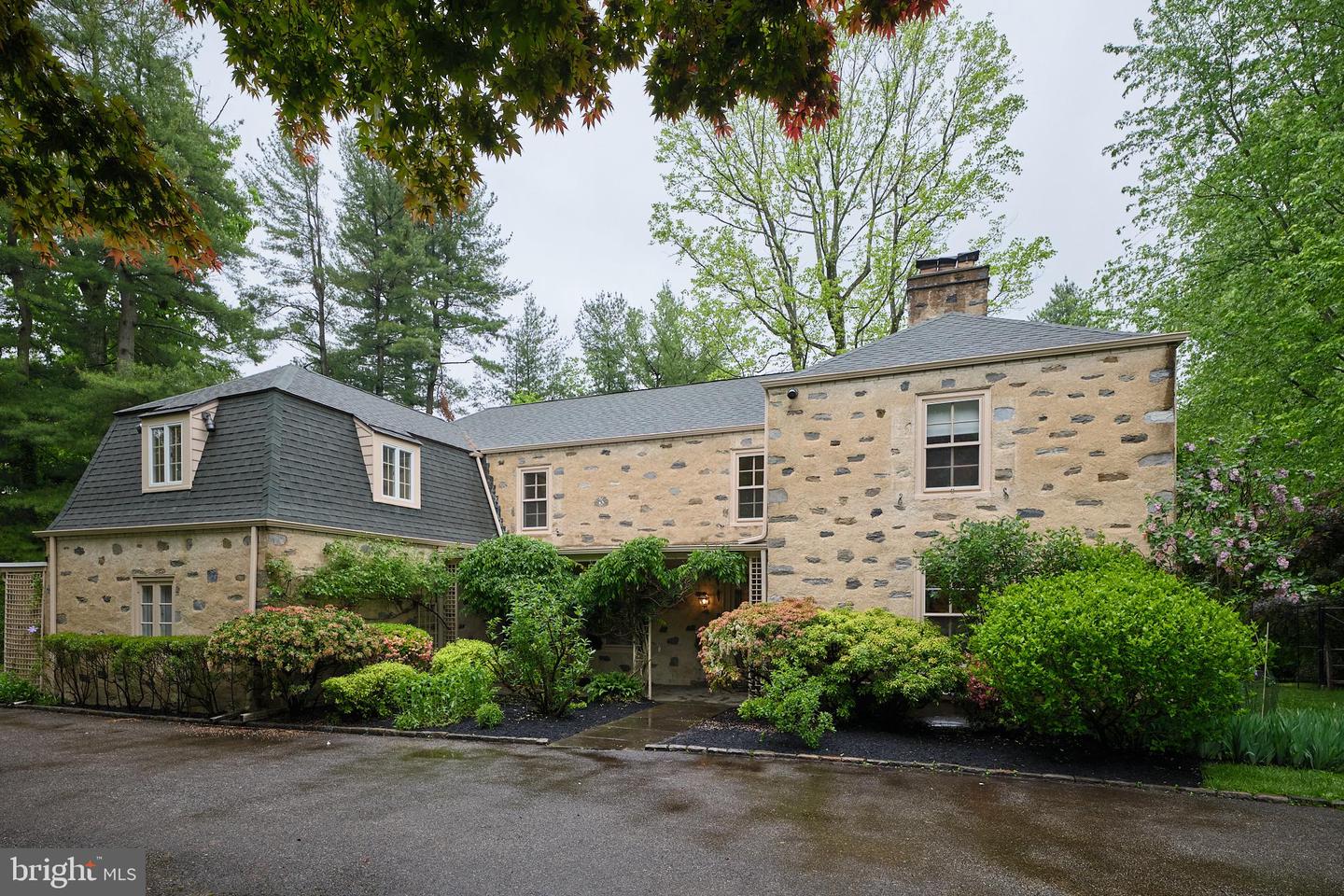 440 Colebrook Ln